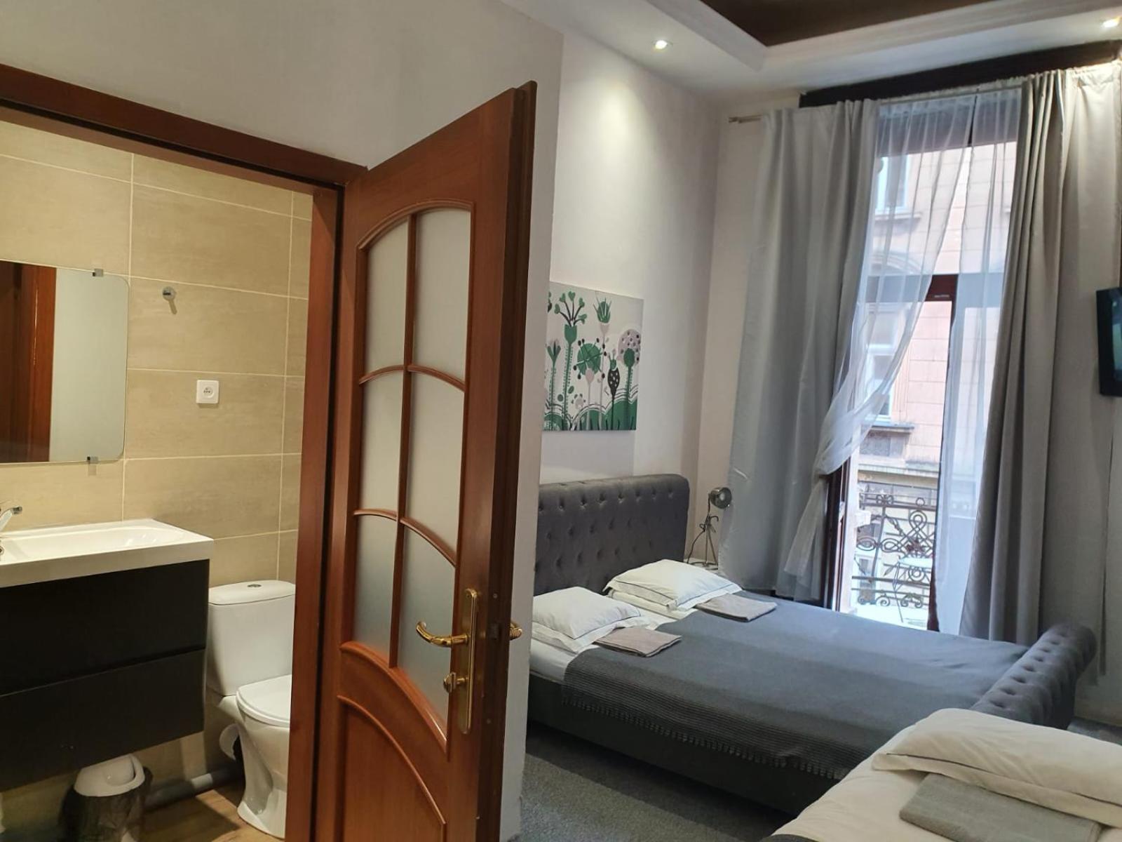 Harmony Aparthotel Краків Екстер'єр фото
